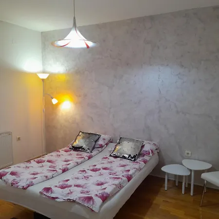 Ars Vip Apartment Novi Sad Room photo